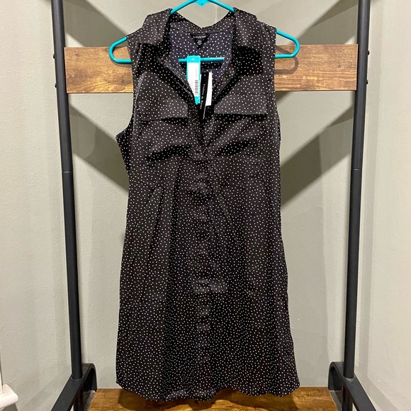 Violets & Roses Dresses & Skirts - NWT Violets & Roses polka dot shirt dress size 4
